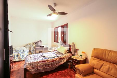 Casa à venda com 216m², 3 quartos e 3 vagas Casa à venda com 216m², 3 quartos e 3 vagasSuíte