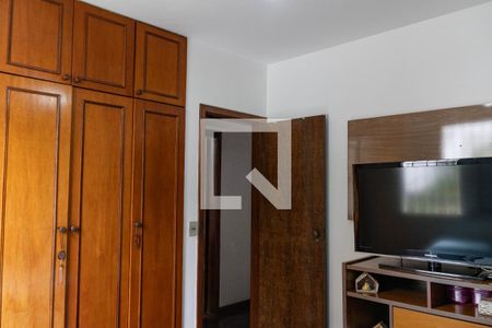Apartamento à venda com 140m², 4 quartos e 2 vagas Apartamento à venda com 140m², 4 quartos e 2 vagasQuarto 1