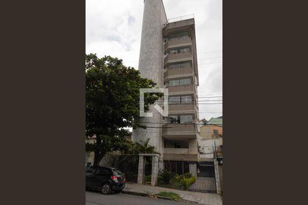 Apartamento à venda com 140m², 4 quartos e 2 vagas Apartamento à venda com 140m², 4 quartos e 2 vagasFachada
