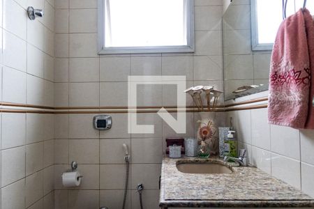 Apartamento à venda com 140m², 4 quartos e 2 vagas Apartamento à venda com 140m², 4 quartos e 2 vagasBanheiro Social