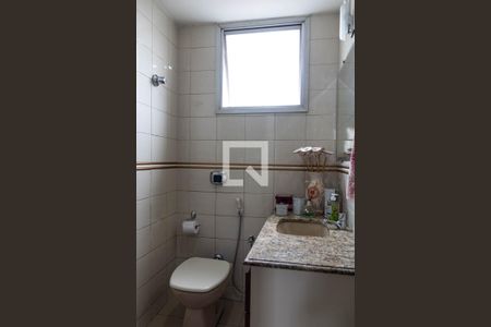 Apartamento à venda com 140m², 4 quartos e 2 vagas Apartamento à venda com 140m², 4 quartos e 2 vagasBanheiro Social