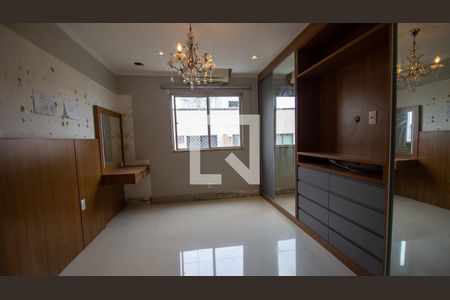 Apartamento à venda com 350m², 4 quartos e 2 vagasSuíte 3