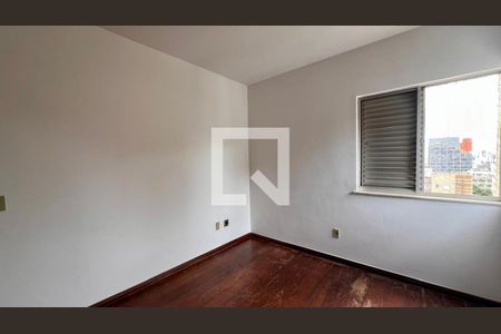 Apartamento à venda com 160m², 4 quartos e 2 vagas Apartamento à venda com 160m², 4 quartos e 2 vagasquarto