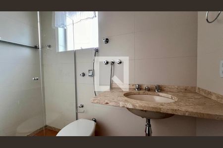 Apartamento à venda com 160m², 4 quartos e 2 vagas Apartamento à venda com 160m², 4 quartos e 2 vagasbanho