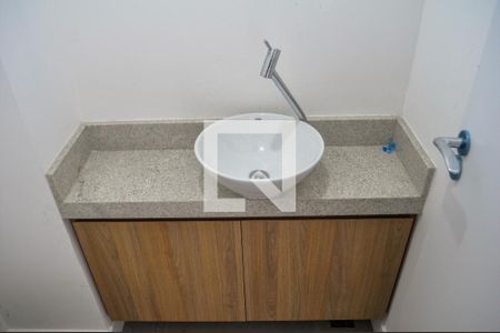 Lavabo de apartamento para alugar com 2 quartos, 120m² em Menino Deus, Porto Alegre