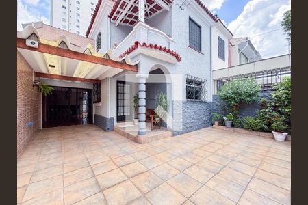 Casa à venda com 160m², 3 quartos e 5 vagas