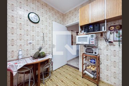 Casa à venda com 160m², 3 quartos e 5 vagas