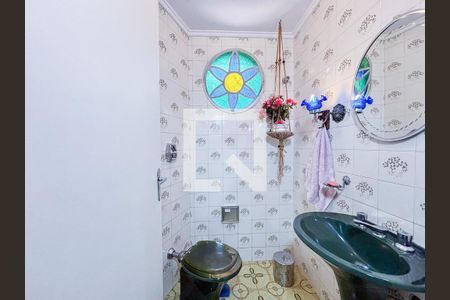 Casa à venda com 160m², 3 quartos e 5 vagas