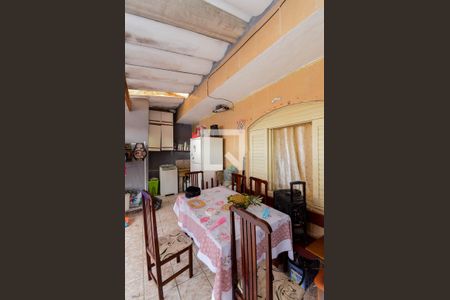 Casa à venda com 150m², 2 quartos e 1 vagaÁrea de Serviço