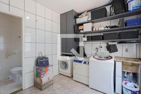 Casa para alugar com 298m², 3 quartos e 12 vagasÁrea de serviço