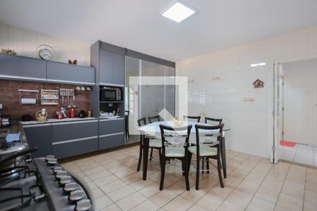 Casa para alugar com 298m², 3 quartos e 12 vagasCozinha