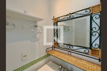 Apartamento à venda com 77m², 2 quartos e 1 vagaSuite banheiro