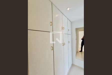 Apartamento à venda com 77m², 2 quartos e 1 vagaSuíte