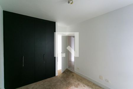 Apartamento à venda com 133m², 2 quartos e 3 vagas Apartamento à venda com 133m², 2 quartos e 3 vagasQuarto