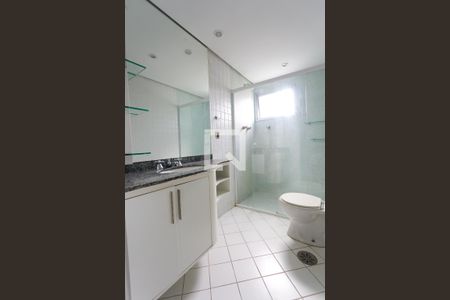 Apartamento à venda com 133m², 2 quartos e 3 vagas Apartamento à venda com 133m², 2 quartos e 3 vagasBanheiro 2