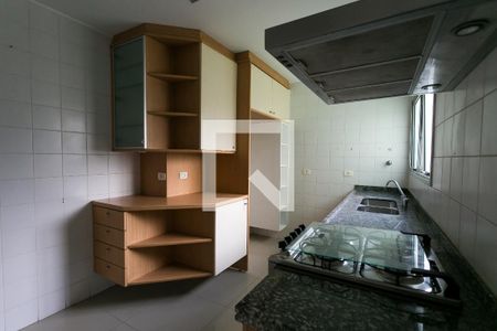 Apartamento à venda com 133m², 2 quartos e 3 vagas Apartamento à venda com 133m², 2 quartos e 3 vagasCozinha