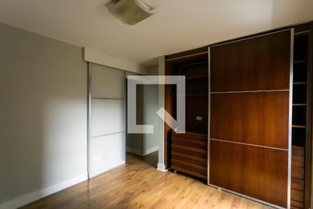 Apartamento à venda com 133m², 2 quartos e 3 vagas Apartamento à venda com 133m², 2 quartos e 3 vagasQuarto 2