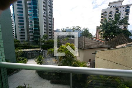 Apartamento à venda com 133m², 2 quartos e 3 vagas Apartamento à venda com 133m², 2 quartos e 3 vagasvaranda