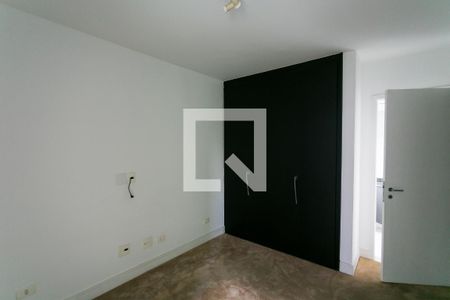 Apartamento à venda com 133m², 2 quartos e 3 vagas Apartamento à venda com 133m², 2 quartos e 3 vagasQuarto