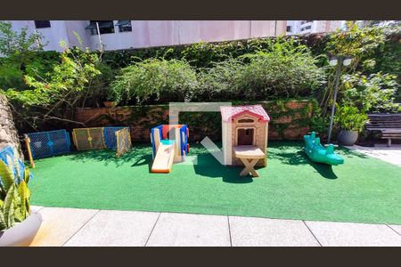 Apartamento à venda com 133m², 2 quartos e 3 vagas Apartamento à venda com 133m², 2 quartos e 3 vagasÁrea comum