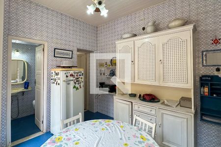 Casa à venda com 296m², 4 quartos e 3 vagasCopa