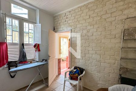 Casa à venda com 296m², 4 quartos e 3 vagasQuarto de Serviço 01