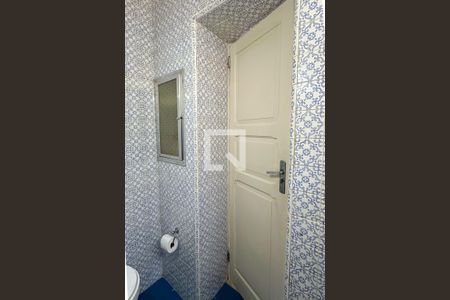 Casa à venda com 296m², 4 quartos e 3 vagasBanheiro Social 02