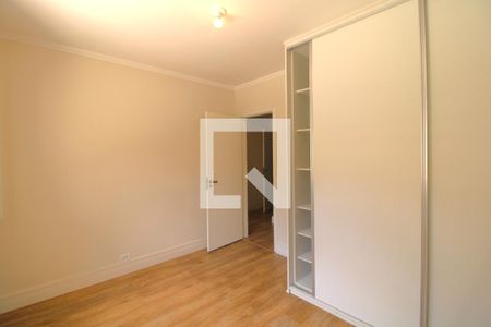 Casa à venda com 250m², 3 quartos e 3 vagasSuíte