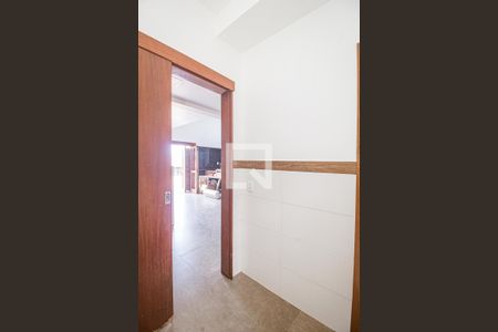 Casa à venda com 244m², 3 quartos e 3 vagasÁrea de Serviço