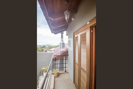 Casa à venda com 244m², 3 quartos e 3 vagasVaranda