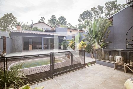 Casa à venda com 244m², 3 quartos e 3 vagasÁrea comum - Piscina