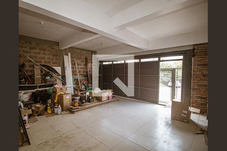 Casa à venda com 244m², 3 quartos e 3 vagasGaragem