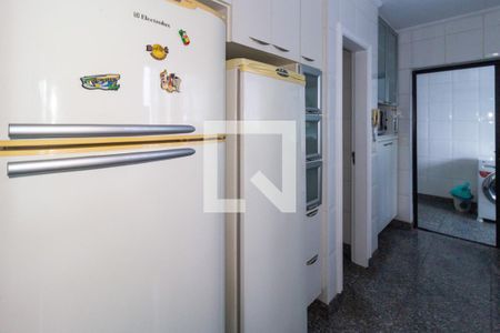 Apartamento à venda com 210m², 3 quartos e 2 vagasCozinha
