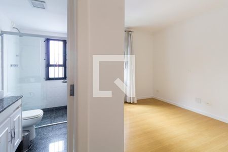 Apartamento à venda com 210m², 3 quartos e 2 vagasSuíte 1