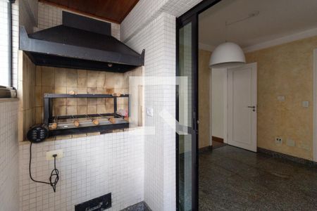 Apartamento à venda com 210m², 3 quartos e 2 vagasChurrasqueira