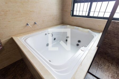 Apartamento à venda com 210m², 3 quartos e 2 vagasBanheiro da Suíte 3