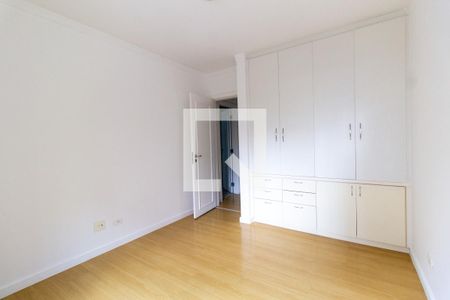 Apartamento à venda com 210m², 3 quartos e 2 vagasSuíte 2