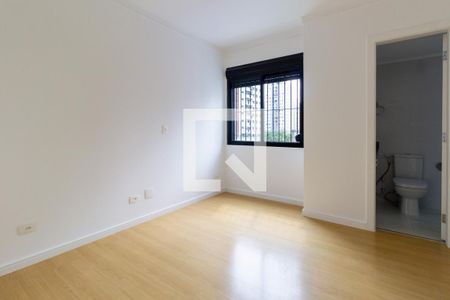 Apartamento à venda com 210m², 3 quartos e 2 vagasSuíte 2