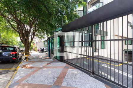 Apartamento à venda com 210m², 3 quartos e 2 vagasFachada