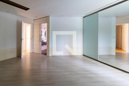 Apartamento à venda com 210m², 3 quartos e 2 vagasSuíte 3