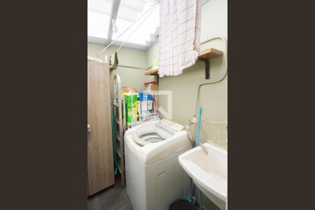 Casa à venda com 138m², 3 quartos e 1 vagaÁrea de Serviço