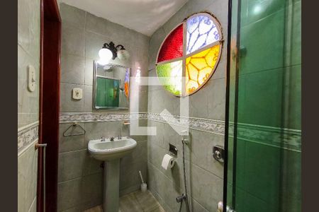 Apartamento à venda com 264m², 4 quartos e sem vagaBanheiro 