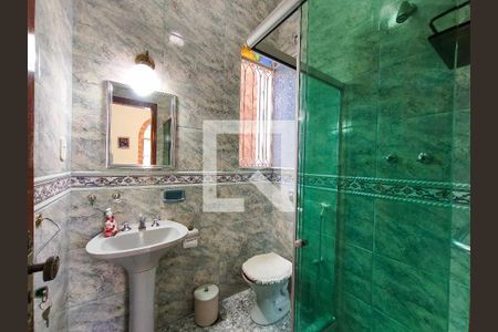 Apartamento à venda com 264m², 4 quartos e sem vagaBanheiro 