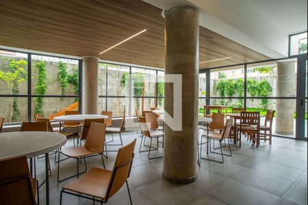 Apartamento à venda com 25m², 1 quarto e sem vaga Apartamento à venda com 25m², 1 quarto e sem vagaÁrea comum - Salão de festas