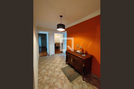 Apartamento à venda com 156m², 3 quartos e 2 vagas Apartamento à venda com 156m², 3 quartos e 2 vagasEntrada