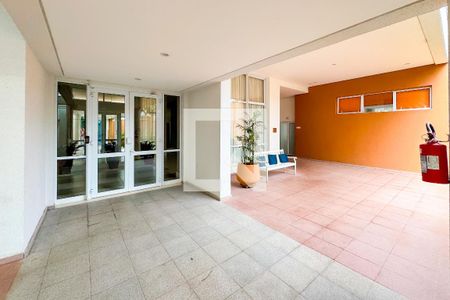 Apartamento à venda com 95m², 2 quartos e 2 vagas Apartamento à venda com 95m², 2 quartos e 2 vagasHall de entrada