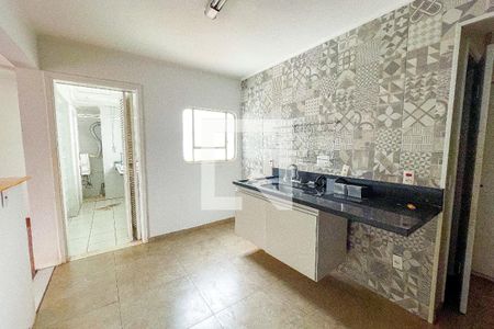 Apartamento à venda com 105m², 2 quartos e 1 vaga Apartamento à venda com 105m², 2 quartos e 1 vagaCozinha