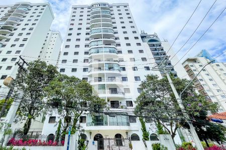 Apartamento à venda com 105m², 2 quartos e 1 vaga Apartamento à venda com 105m², 2 quartos e 1 vagaFachada