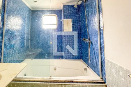 Apartamento à venda com 105m², 2 quartos e 1 vaga Apartamento à venda com 105m², 2 quartos e 1 vagaBanheiro da Suíte