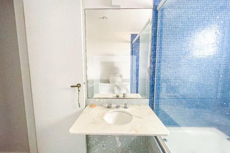 Apartamento à venda com 105m², 2 quartos e 1 vaga Apartamento à venda com 105m², 2 quartos e 1 vagaBanheiro da Suíte